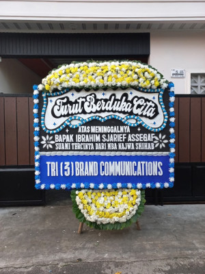 Papan Bunga Duka di Tebing Tinggi Barat